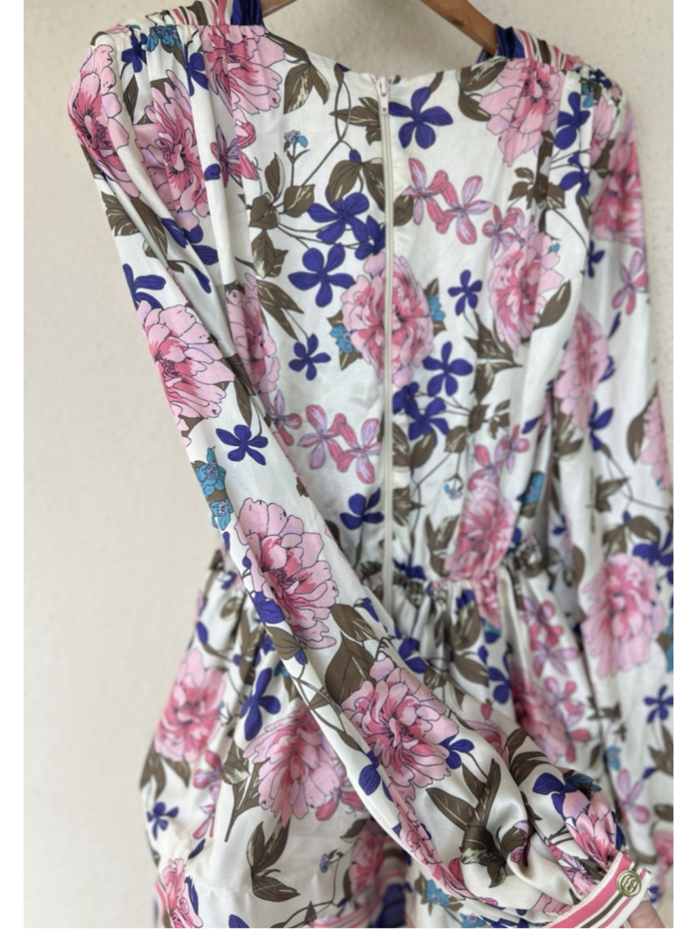 Bronx and Banco Bedouin Coastal Plunge Mini Dress Balloon Sleeve Wedding Party - Picture 10 of 12